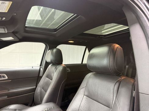 Used 2015 Ford Explorer Sport w/ Equipment Group 401A AWD/4WD image 10