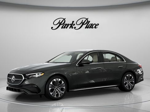 New 2026 Mercedes-Benz E 350 Sedan image 2