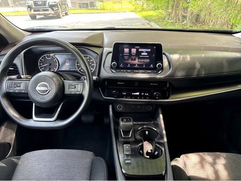 Certified 2023 Nissan Rogue SV FWD image 7