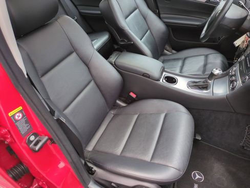 Used 2006 Mercedes-Benz C 230 Sedan image 32