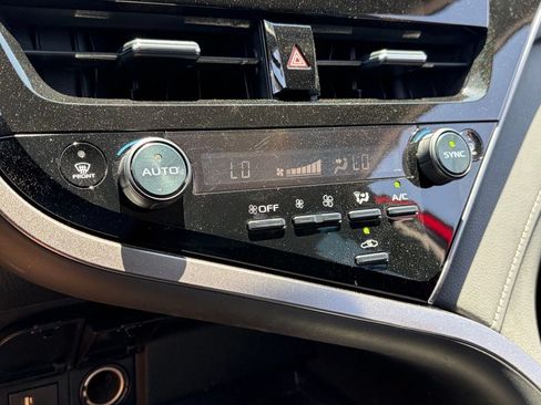Used 2024 Toyota Camry LE FWD image 8