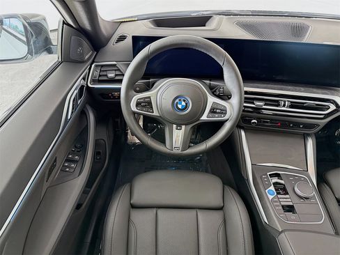 Certified 2024 BMW i4 eDrive40 w/ M Sport Package image 24