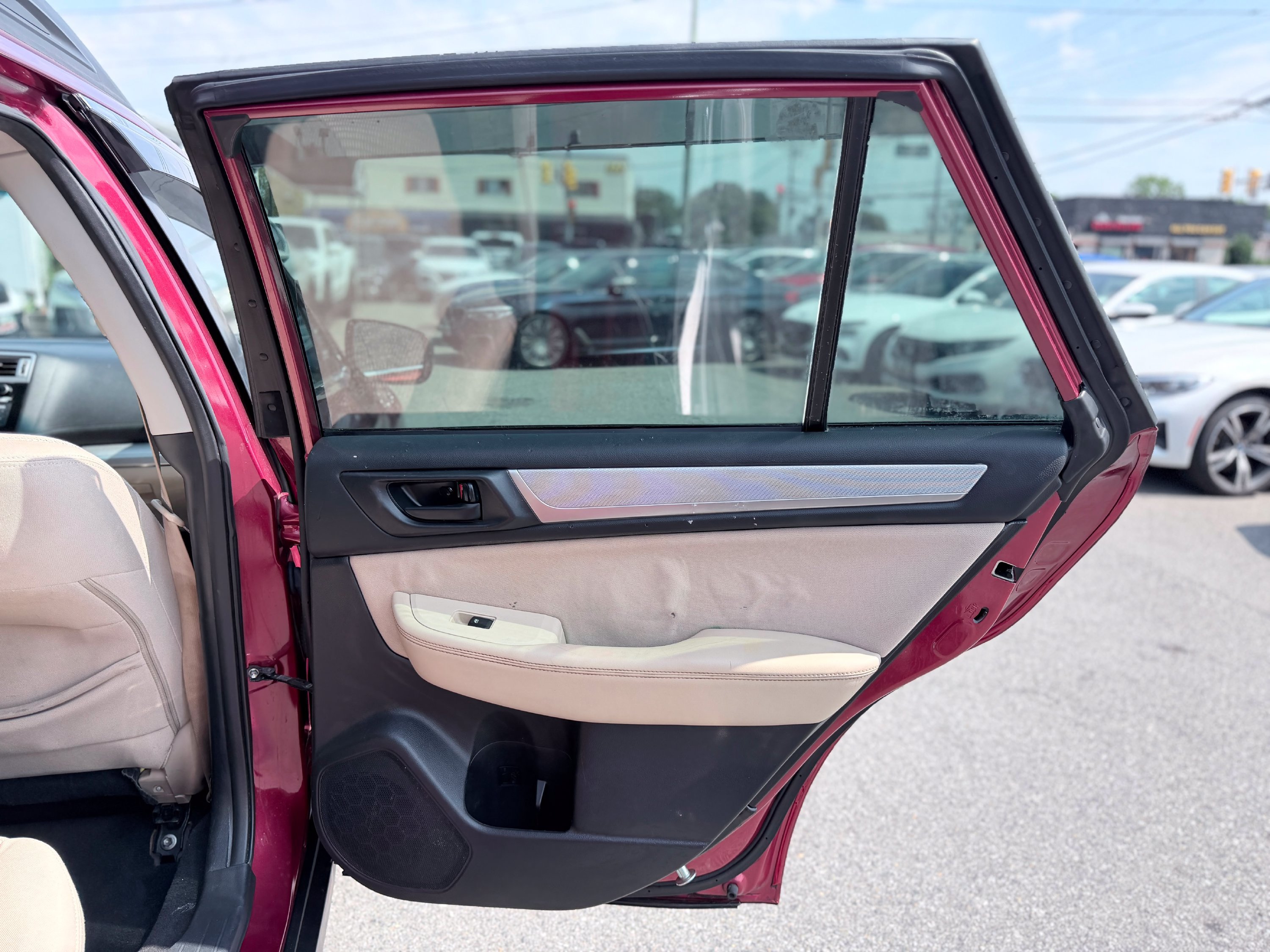 Used 2018 Subaru Outback 2.5i AWD/4WD image 19
