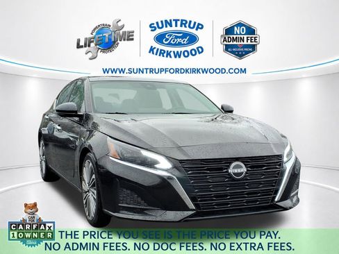 Used 2023 Nissan Altima 2.5 SL FWD image 1