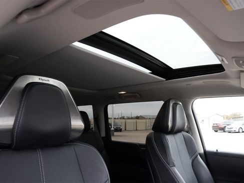 Certified 2025 INFINITI QX80 Sensory image 25