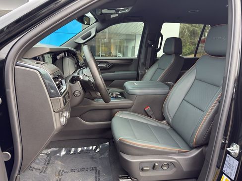 New 2026 GMC Yukon AT4 image 12