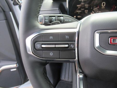 Certified 2025 GMC Acadia Elevation image 22