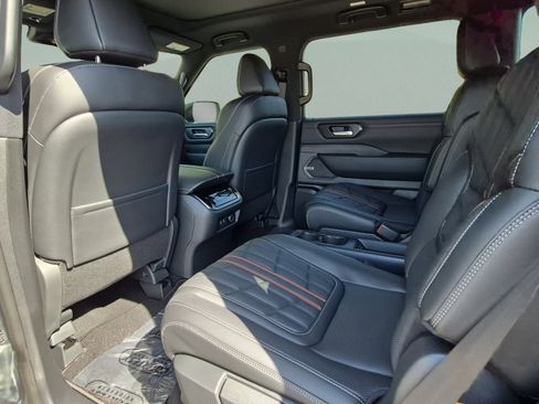 New 2026 Nissan Armada PRO-4X AWD/4WD image 18