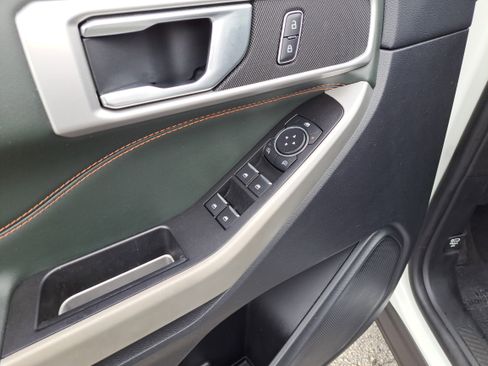 Used 2022 Ford Explorer Timberline image 14