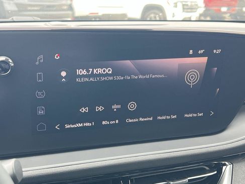 New 2026 Buick Envista Sport Touring w/ Convenience II Package FWD image 16