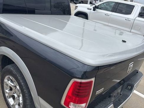 Used 2016 RAM 1500 Laramie w/ Convenience Group image 12