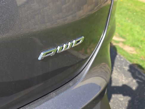 Used 2024 Ford Edge Titanium image 12