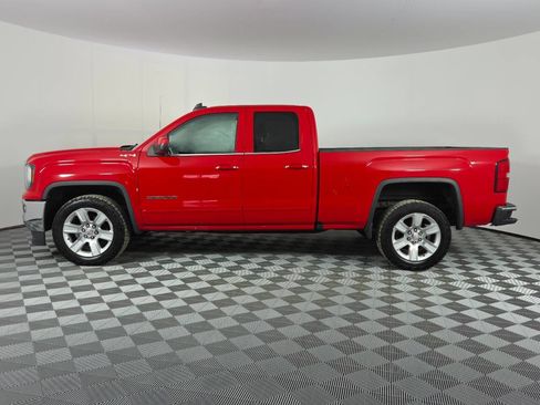 Used 2019 GMC Sierra 1500 SLE w/ SLE Value Package AWD/4WD image 4