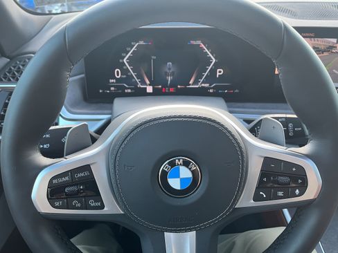 Used 2024 BMW X5 xDrive40i w/ M Sport Package image 25