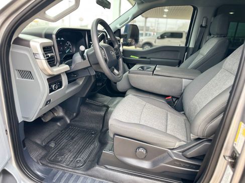 Used 2024 Ford F250 XL w/ XL Off-Road Package image 19
