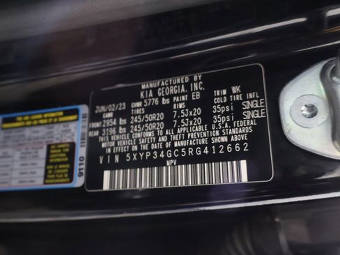 Used 2024 Kia Telluride EX w/ EX Captain's Chair Package image 55