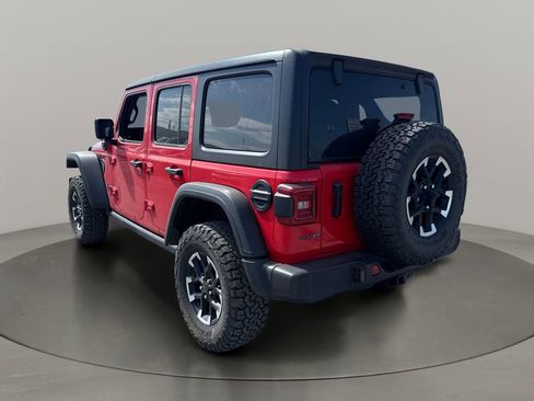 Used 2025 Jeep Wrangler Unlimited Rubicon 4xe w/ Convenience Group image 5