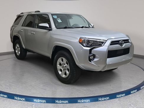 Used 2024 Toyota 4Runner SR5 image 4