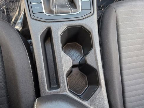 Used 2025 Volkswagen Jetta S image 22