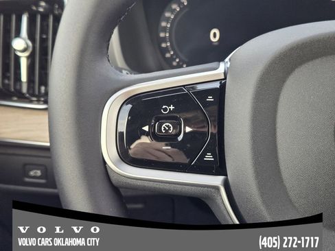 Used 2026 Volvo XC90 B6 Ultra w/ Protection Package Premier AWD/4WD image 29