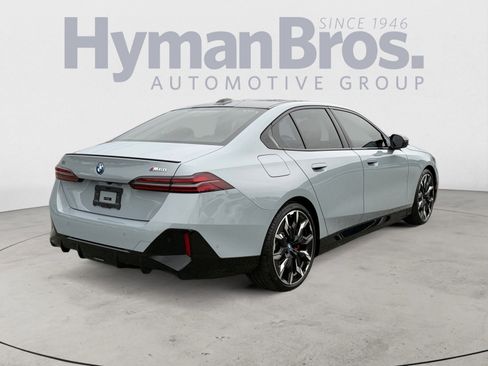 Used 2024 BMW i5 M60 w/ Executive Package image 3