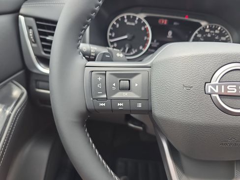 New 2026 Nissan Rogue SV w/ Cold Weather Package FWD image 17
