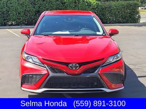 Used 2021 Toyota Camry XSE image 3