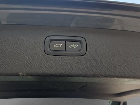 Used 2023 Volvo XC90 B6 Plus AWD/4WD image 17