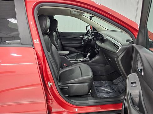 Used 2024 Buick Encore GX Sport Touring FWD image 17