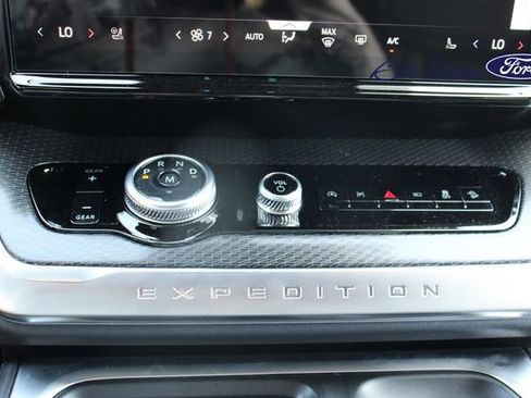 New 2026 Ford Expedition Platinum AWD/4WD image 15