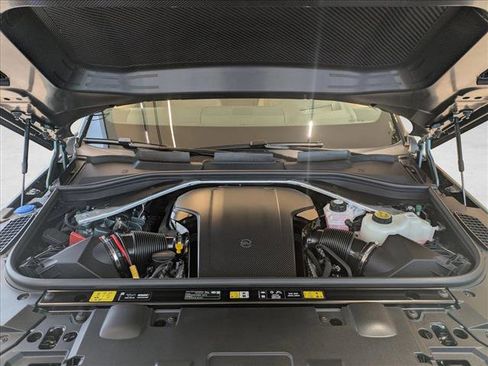 New 2025 Land Rover Range Rover Sport SV Edition Two image 18