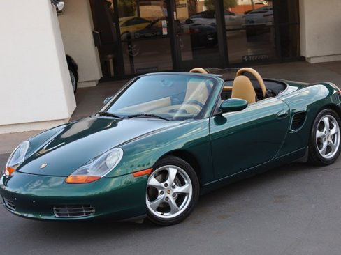 Used 2001 Porsche Boxster RWD image 4