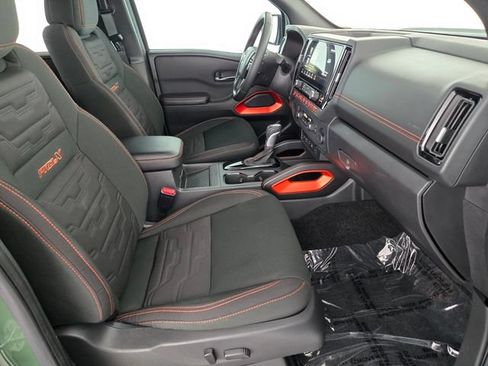 Used 2025 Nissan Frontier Pro-X w/ Pro Convenience Package RWD image 3