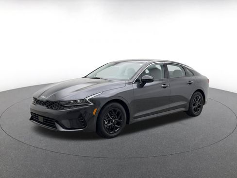 Used 2025 Kia K5 LXS FWD image 6