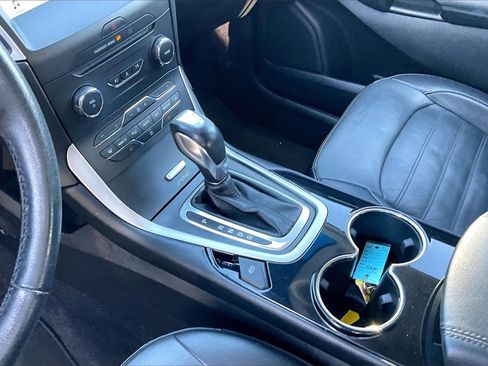 Certified 2017 Ford Edge SEL w/ Equipment Group 201A image 15