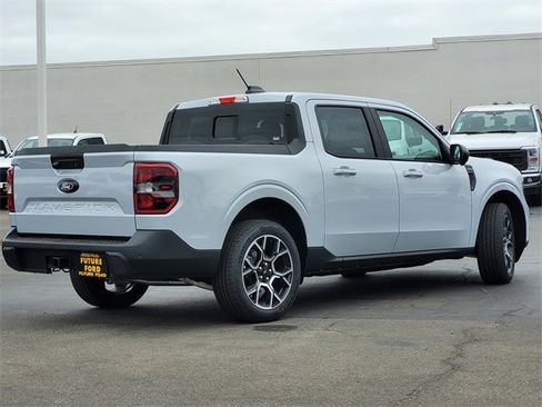 New 2025 Ford Maverick Lariat w/ 4K Tow Package image 4