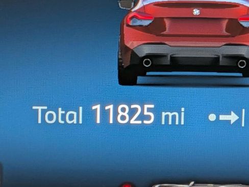 Used 2025 BMW 230i Coupe w/ M Sport Package image 22