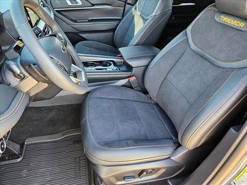 New 2026 Ford Explorer Tremor w/ Tremor Convenience Package image 4