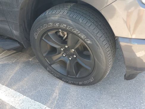 Used 2021 RAM 1500 Big Horn image 4