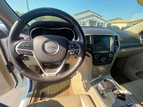 Used 2014 Jeep Grand Cherokee Overland w/ Advanced Technology Group image 22