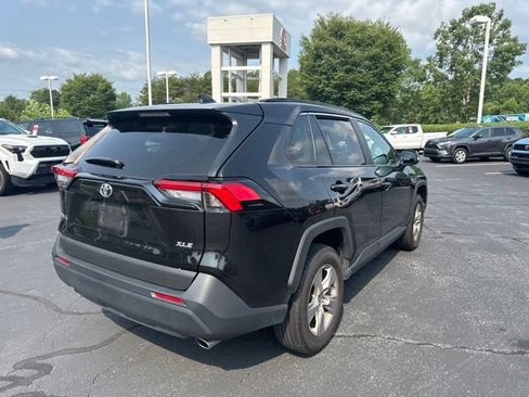 Used 2025 Toyota RAV4 XLE FWD image 4