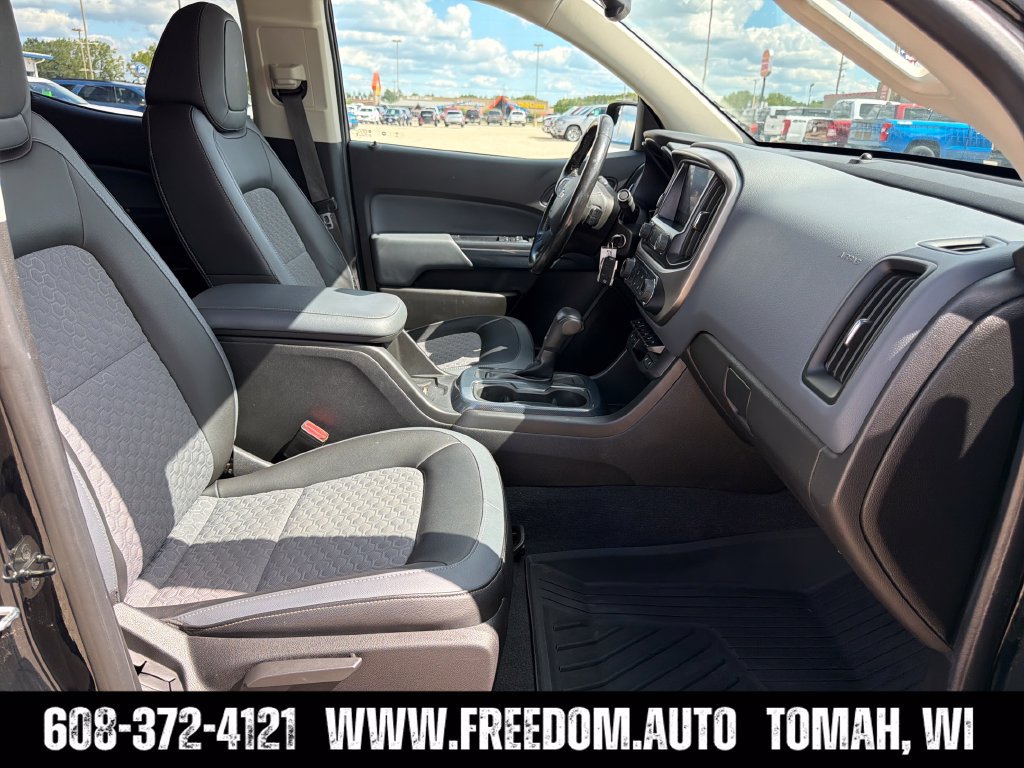 Used 2021 Chevrolet Colorado Z71 w/ Z71 Midnight Edition AWD/4WD image 25