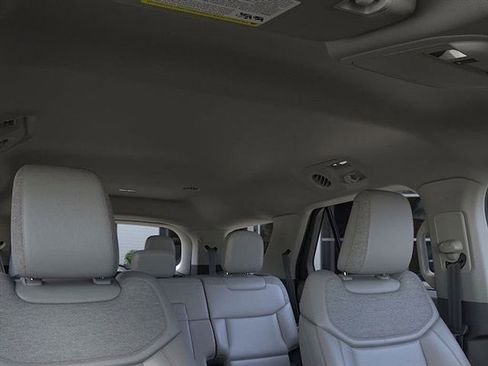 New 2026 Ford Explorer Active w/ Active Comfort Package image 22