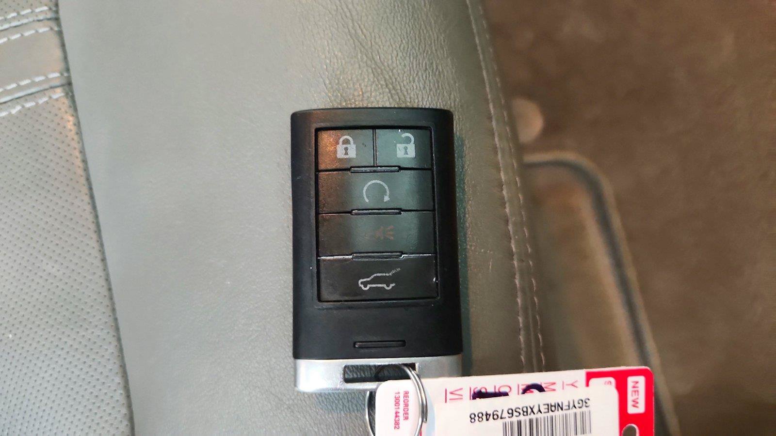 Used 2011 Cadillac SRX Luxury FWD image 27