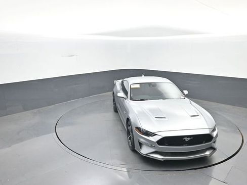 Used 2023 Ford Mustang GT RWD image 18