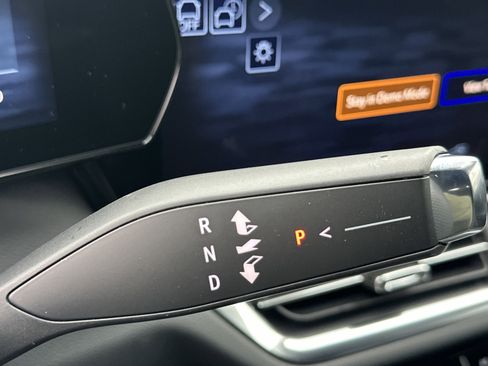 New 2026 Chevrolet Equinox EV LT image 31