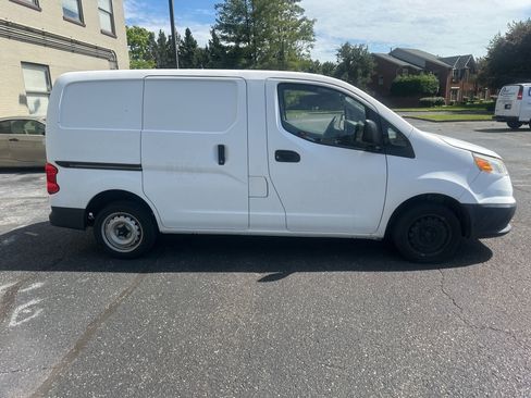 Used 2015 Chevrolet City Express LS FWD image 2