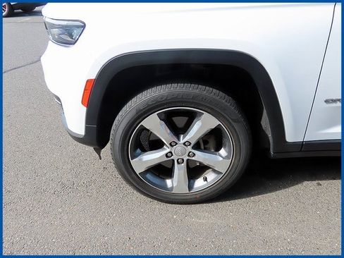 Used 2021 Jeep Grand Cherokee L Limited w/ Trailer Tow Group (B) image 4