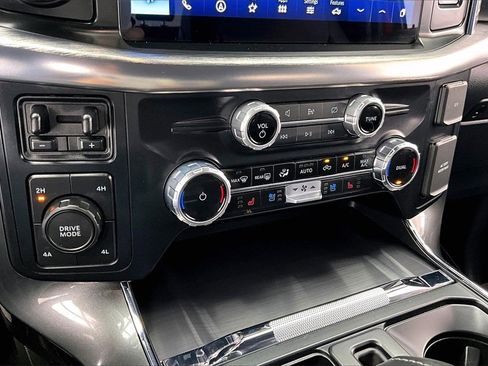 Used 2023 Ford F150 Lariat w/ Equipment Group 502A High image 32