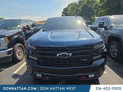 Used 2021 Chevrolet Silverado 1500 LT Trail Boss w/ Convenience Package II AWD/4WD image 4